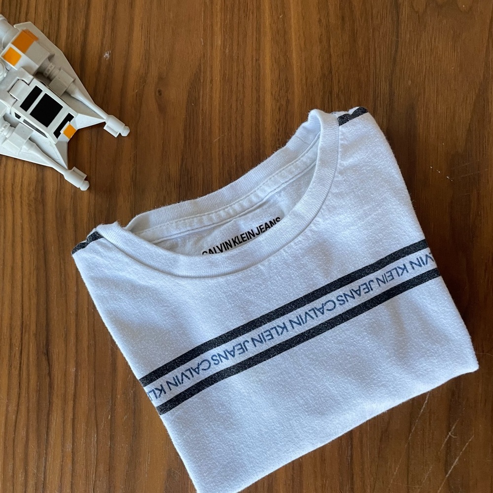 T-shirt Calvin Klein (size 4)
